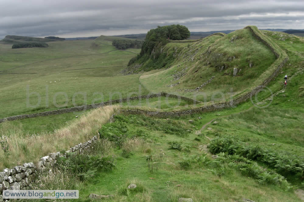 Hotbank Crags on the way to Milecastle 37